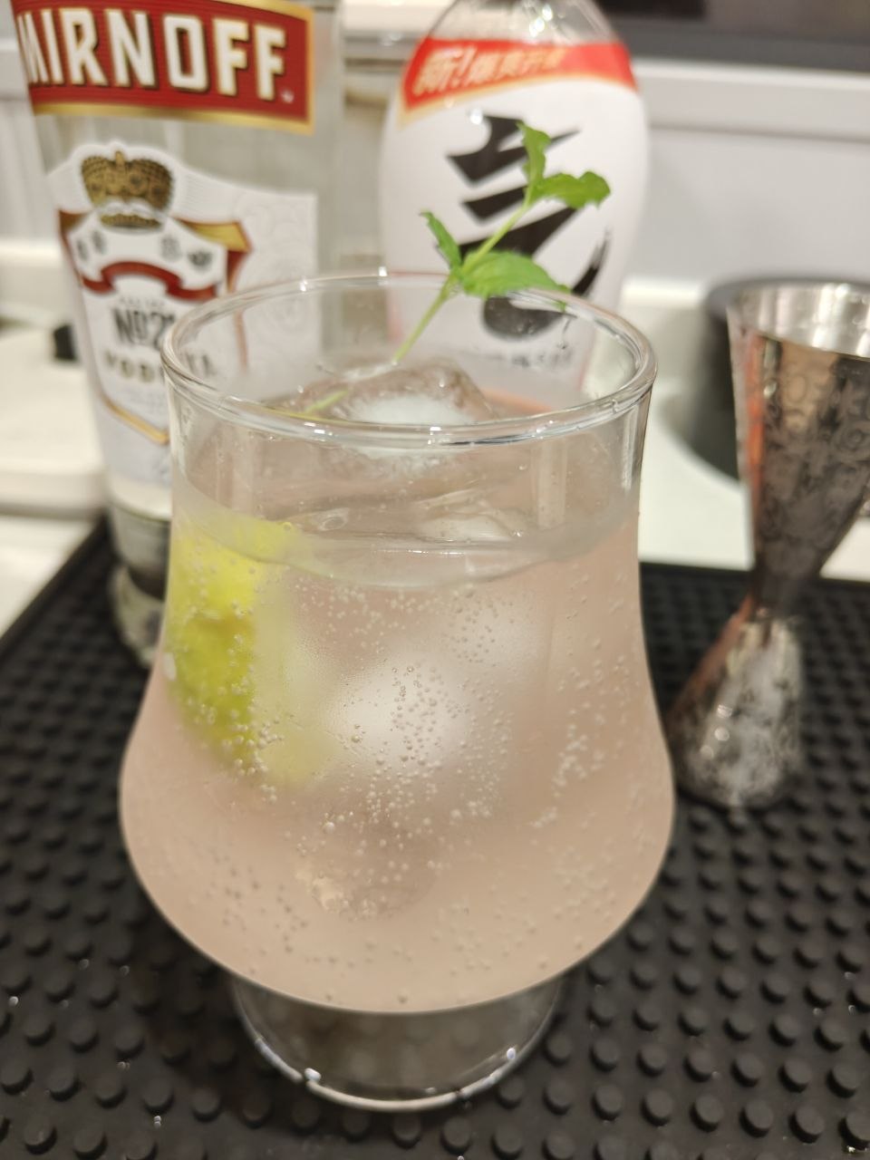 白桃伏特加气泡